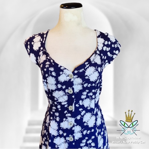 1190s style Maeve Anthropologie Floral lattice back maxi dress. - Picture 3 of 8